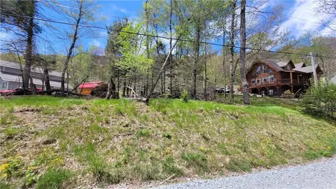 112 Foxgrape Holw, Beech Mountain, NC 28604
