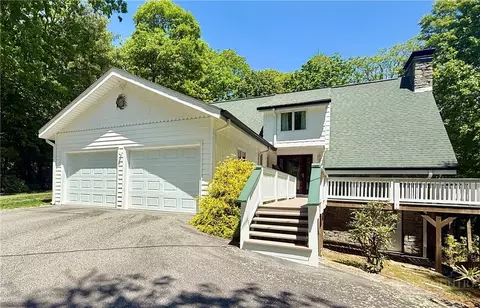 265 Mine Branch Rd, Blowing Rock, NC 28605