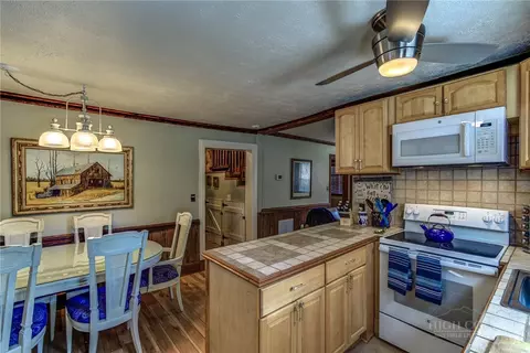 Dining - 392 Old Danner Rd, Vilas, NC 28692 photo 1 of 2