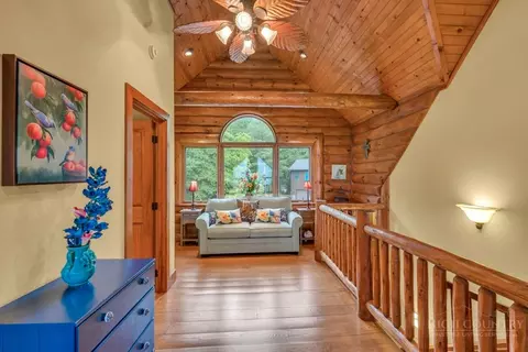 Entry Way - 160 Outback Rd, Ferguson, NC 28624 photo 5 of 6