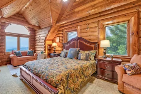 Bedroom - 160 Outback Rd, Ferguson, NC 28624 photo 1 of 6