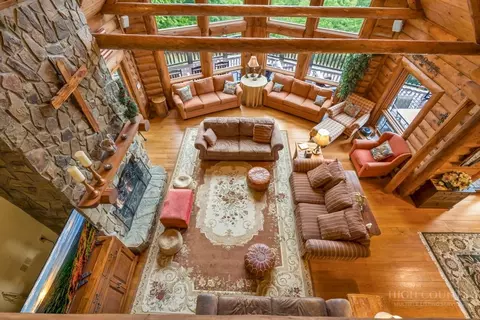Living - 160 Outback Rd, Ferguson, NC 28624 photo 6 of 8