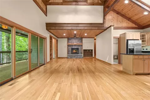 Living - 373 The Settlement, Boone, NC 28607 photo 5 of 7