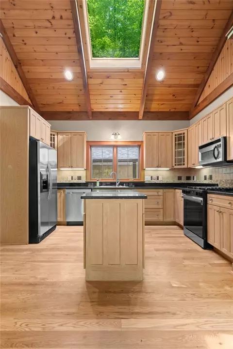 Kitchen - 373 The Settlement, Boone, NC 28607 photo 2 of 5