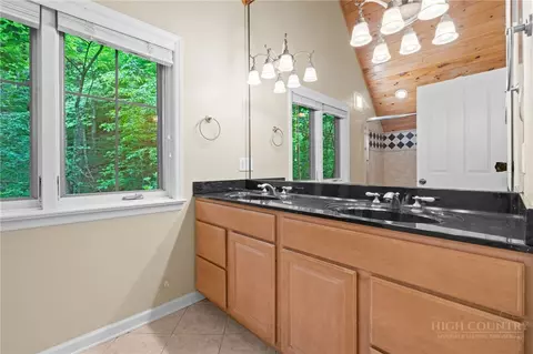 Bath - 373 The Settlement, Boone, NC 28607 photo 1 of 4