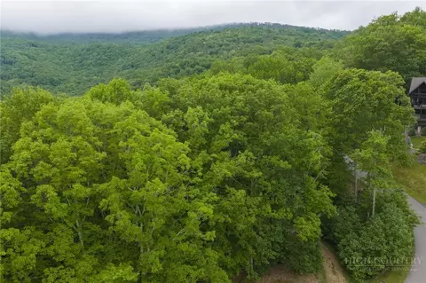 lot113 Eagle Park Dr, Banner Elk, NC 28604