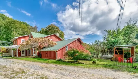 22092211 Sugar Mountain 2 Rd, Newland, NC 28657
