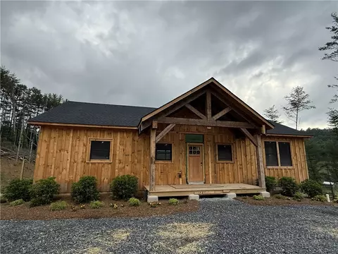 149 River Spring Rd, Sugar Grove, NC 28679