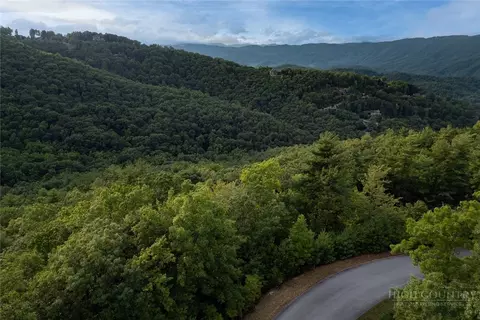 352 Pepperroot Rd, Boone, NC 28607 photo 3