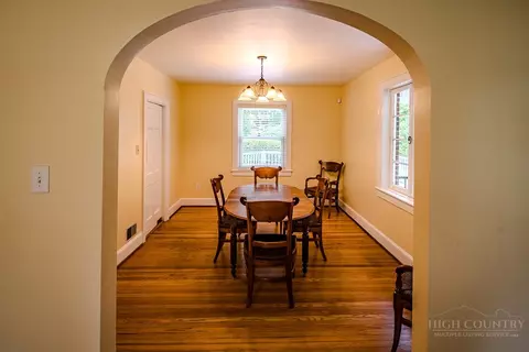 Dining - 803 First Ave N, Conover, NC 28613 photo 1 of 2
