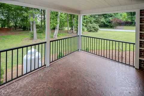Exterior - 803 First Ave N, Conover, NC 28613 photo 6 of 6