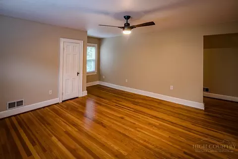 Bedroom - 803 First Ave N, Conover, NC 28613 photo 5 of 10