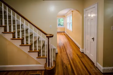 Entry Way - 803 First Ave N, Conover, NC 28613 photo 1 of 3