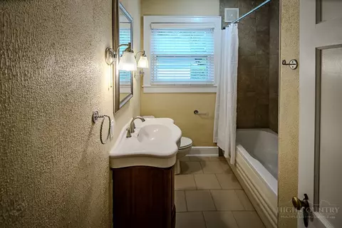 Bath - 803 First Ave N, Conover, NC 28613 photo 1 of 3
