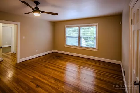 Bedroom - 803 First Ave N, Conover, NC 28613 photo 4 of 10