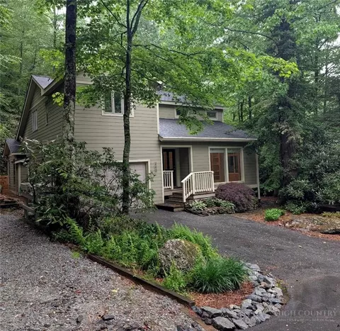 263 Cobble Creek Ln, Boone, NC 28607