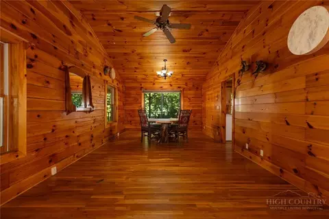 Dining - 615 Phillips Gap, Purlear, NC 28665 photo 4 of 4