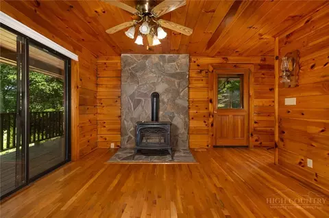 Living - 615 Phillips Gap, Purlear, NC 28665 photo 3 of 4