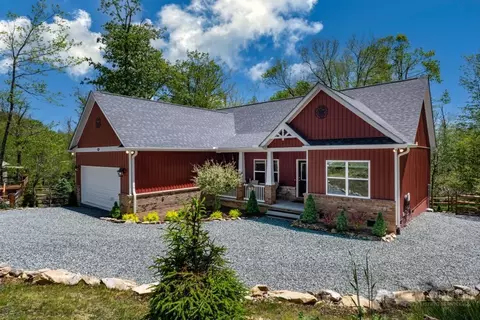 209 Woodhaven Dr, Sugar Mountain, NC 28604