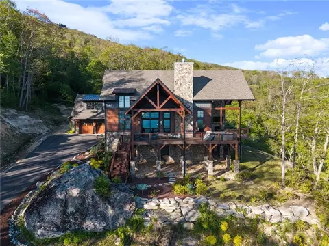 1635 Eagles Nest Trl, Banner Elk, NC 28604