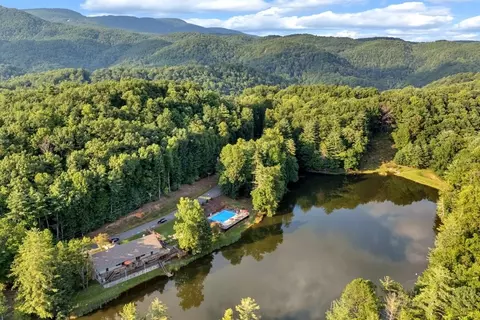 View/Area - 467 E Horse Shoe Ridge Rd, Deep Gap, NC 28618 photo 2 of 4