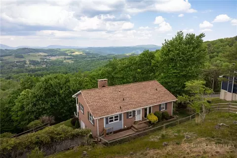 110 Sorrento Slopes Dr, Boone, NC 28607