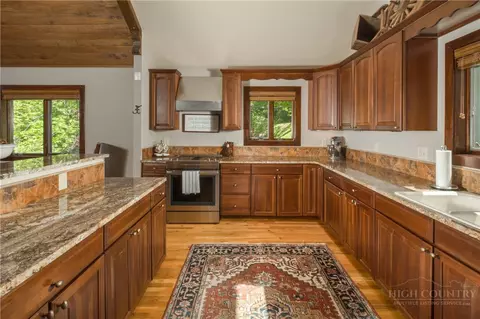 Kitchen - 149 Regency Ln, Boone, NC 28607 photo 4 of 6