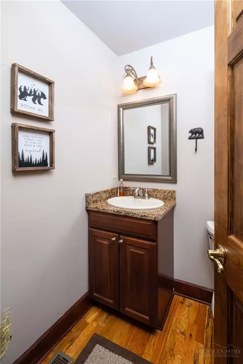 Bath - 149 Regency Ln, Boone, NC 28607 photo 5 of 7