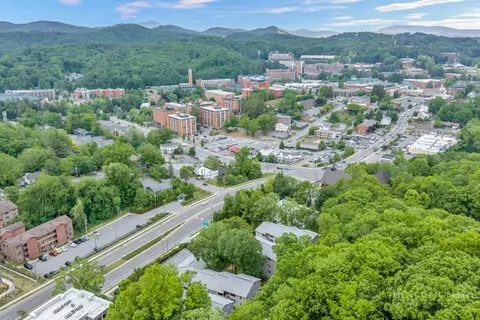 View/Area - 229 E King St #30, Boone, NC 28607 photo 2 of 5