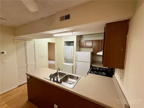 Other - 229 E King St #30, Boone, NC 28607 photo 4 of 4
