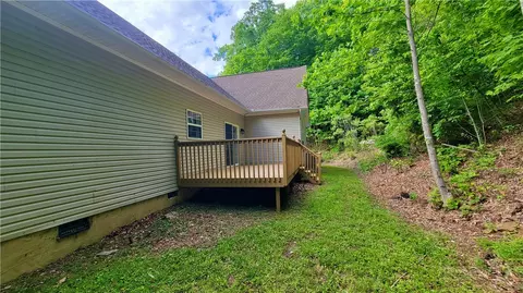 Exterior - 966 Burkett Rd, Boone, NC 28607 photo 3 of 4