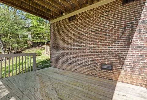 Exterior - 480 N Ridge Cir, Boone, NC 28607 photo 7 of 10