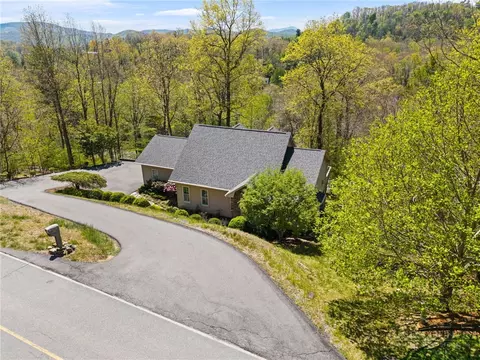 480 N Ridge Cir, Boone, NC 28607