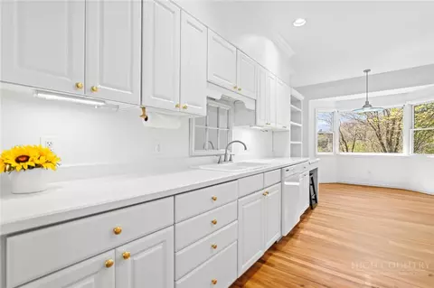 Kitchen - 480 N Ridge Cir, Boone, NC 28607 photo 4 of 5