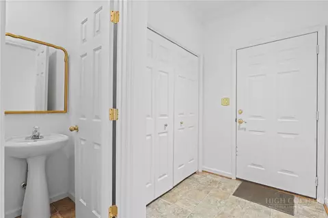 Entry Way - 480 N Ridge Cir, Boone, NC 28607 photo 1 of 4