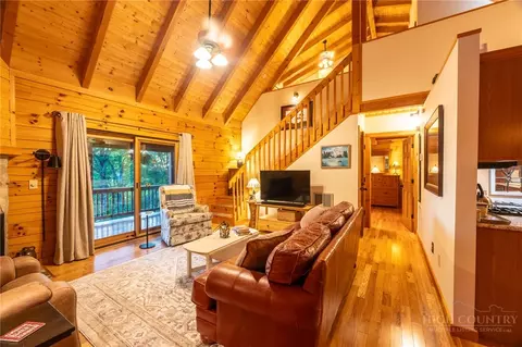 Living - 351 Talon Dr, Boone, NC 28607 photo 2 of 6