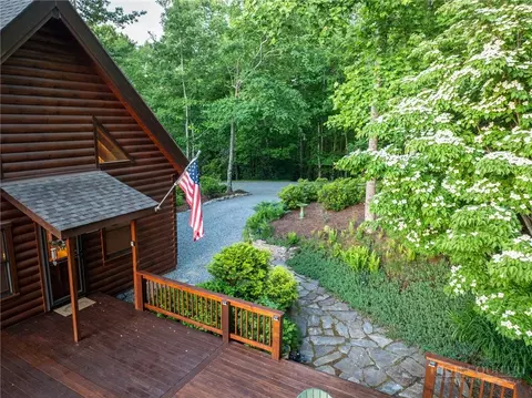 Exterior - 351 Talon Dr, Boone, NC 28607 photo 12 of 17