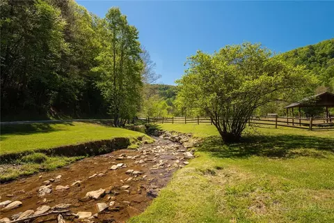 35 36 37 Big Sky Rd, Ferguson, NC 28624 photo 17