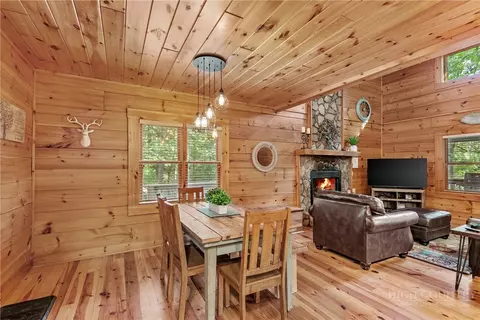 Dining - 135 Jake Trl, Vilas, NC 28692 photo 2 of 2