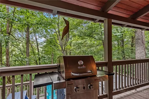 Exterior - 135 Jake Trl, Vilas, NC 28692 photo 5 of 13