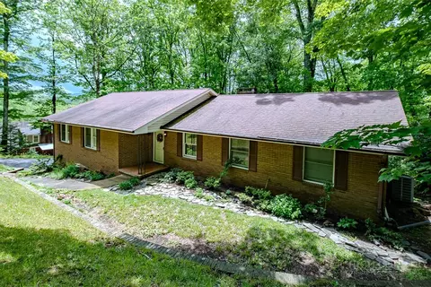 357 Kalmia Ln, Boone, NC 28607