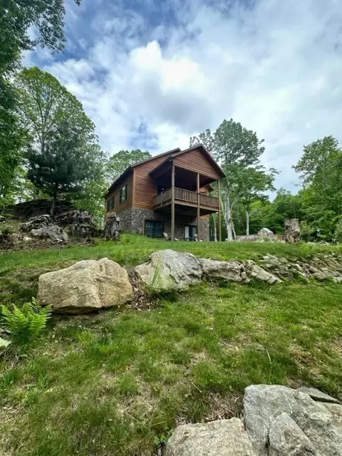 470 Rocky Top Ln, Independence, VA 24348