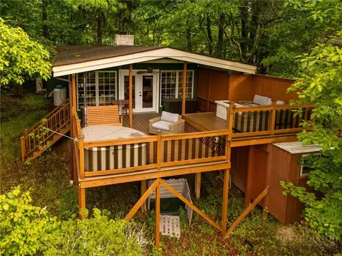 280 Chinkapin Rdg, Seven Devils, NC 28604