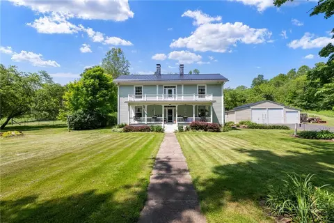 16215 N North Carolina Highway 194, Lansing, NC 28643
