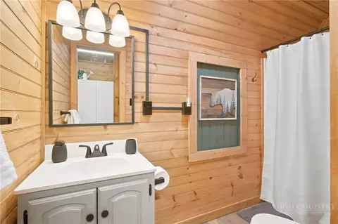 Bath - 4180 Three Top Rd, Todd, NC 28684 photo 1 of 2