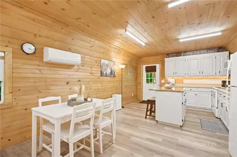 Dining - 4180 Three Top Rd, Todd, NC 28684 photo 2 of 3