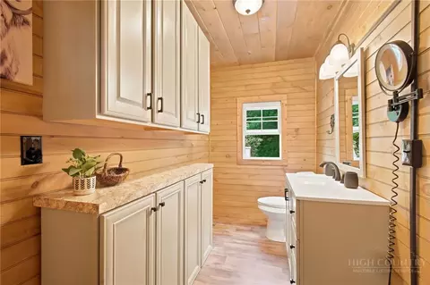 Bath - 4180 Three Top Rd, Todd, NC 28684 photo 2 of 2