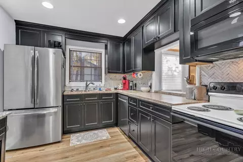 Kitchen - 101 Golf View Dr #A-1, Beech Mountain, NC 28604 photo 1 of 2