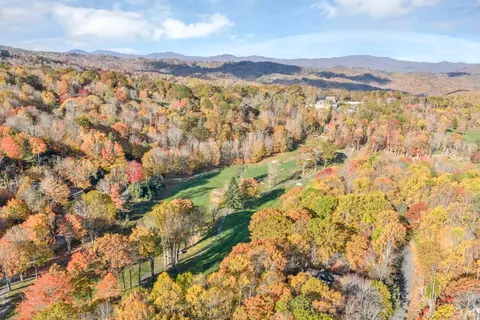 View/Area - 101 Golf View Dr #A-1, Beech Mountain, NC 28604 photo 3 of 5