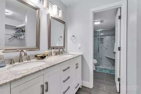 Bath - 101 Golf View Dr #A-1, Beech Mountain, NC 28604 photo 3 of 6
